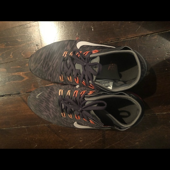 Nike Sneakers - Picture 2 of 2